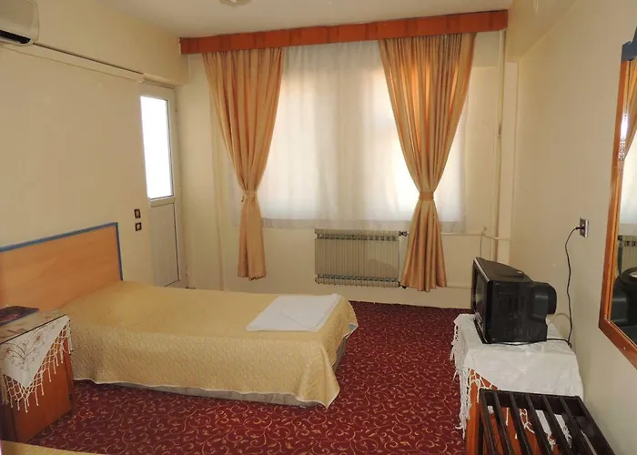 Ekinci Hotel 2*